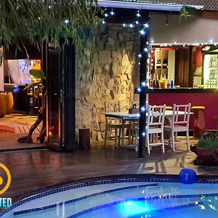 Mali Boutique Lodge & Tube 'N Axe Budget Accommodation 스톰스리비에르 외부 사진