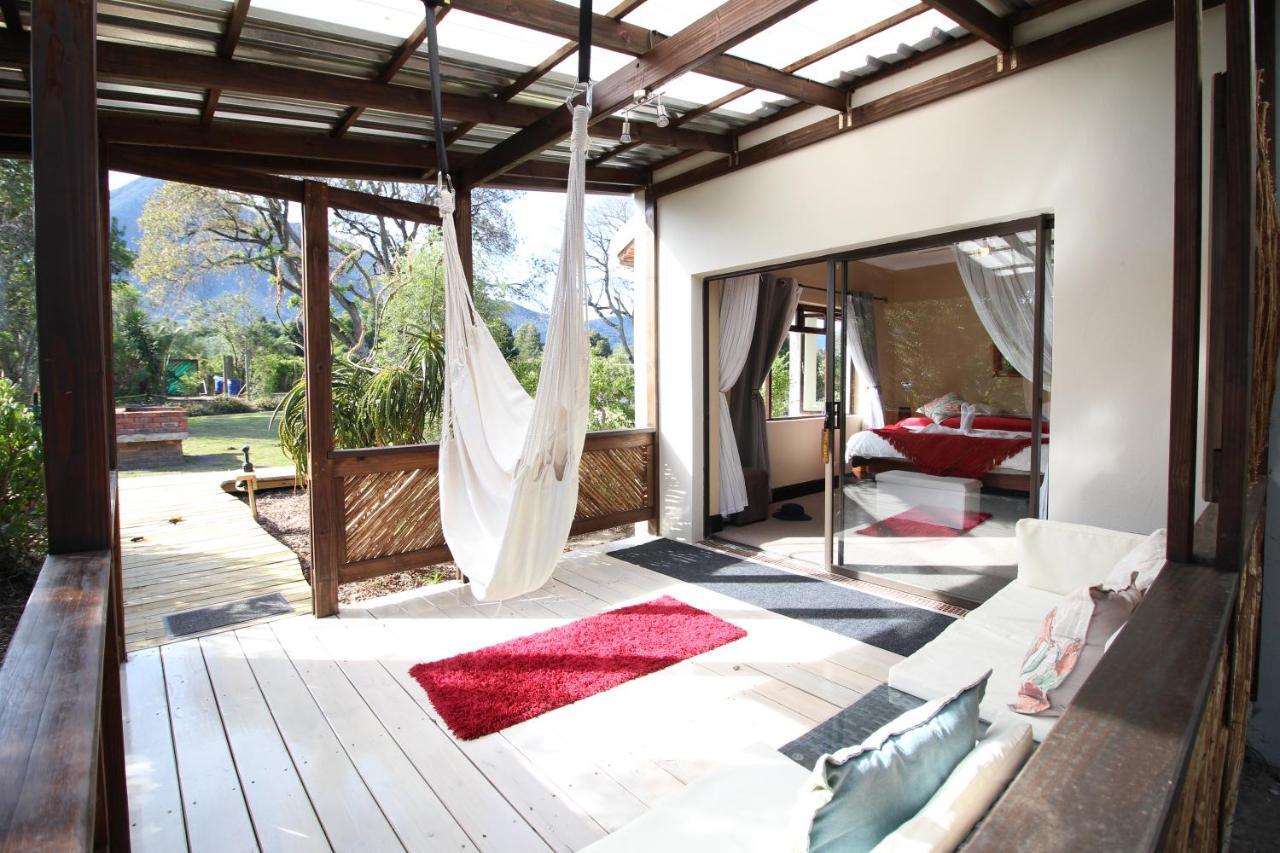 Mali Boutique Lodge & Tube 'N Axe Budget Accommodation 스톰스리비에르 외부 사진